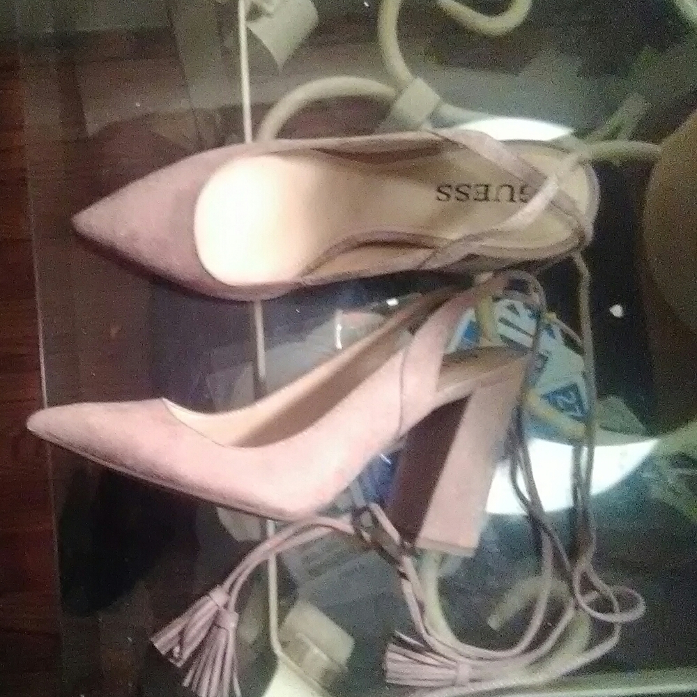 NWOT Guess suede tasseled slings